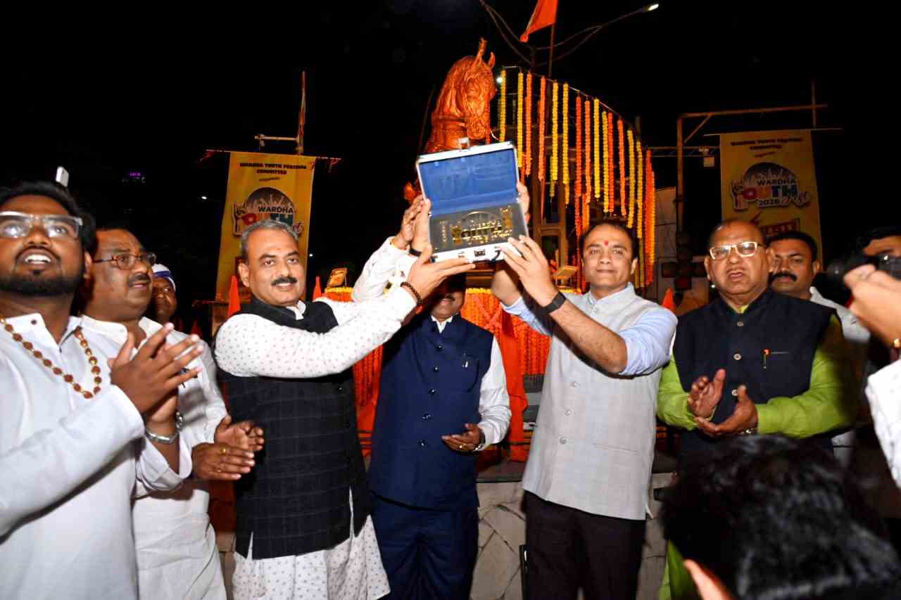 वर्धा युथ फेस्ट २०२६ चा भव्य शुभारंभ; राजे छत्रपती शिवाजी महाराजांना मानवंदना देत उत्साहात प्रारंभ